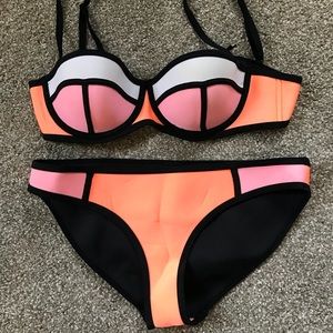 Triangl Bikini